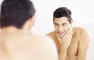 Jak radzić sobie z podrażnieniami po goleniu? O kremach dla mężczyzn i nie tylko...