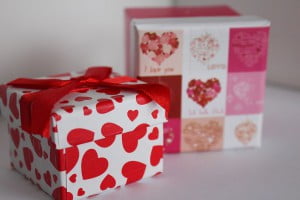 gift-box-635778_1280